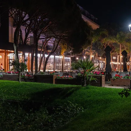 Dajmon Sea View شقة
