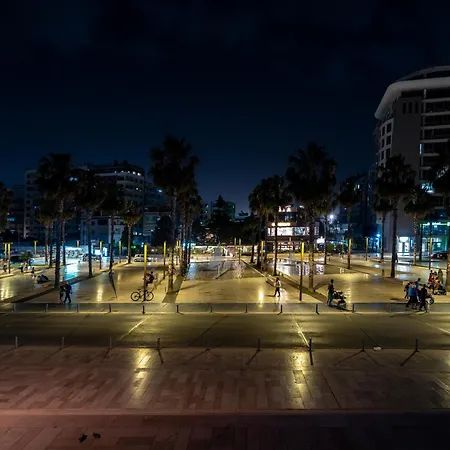 Dajmon Sea View شقة *