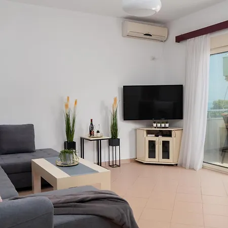 Dajmon Sea View Apartment